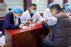 臨滄市中醫(yī)醫(yī)院開展“迎新年，慶院慶”大型義診活動
